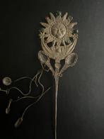 Antieke zilveren kledingpin uit Peru of Bolivia, - Tupu -, Antiek en Kunst