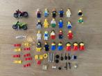 Lego - Mini figurines - Lot avec mini figurines et