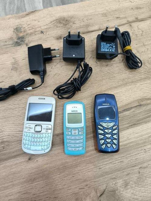 Nokia 3510i. 2100. C3 - Mobiele telefoon (3), Games en Spelcomputers, Spelcomputers | Overige Accessoires