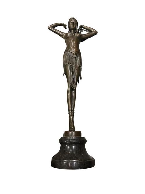 Sculpture en Bronze Danseuse de Scarabée par H.B. Chyparus, Antiquités & Art, Antiquités | Bronze & Cuivre, Bronze, Enlèvement ou Envoi