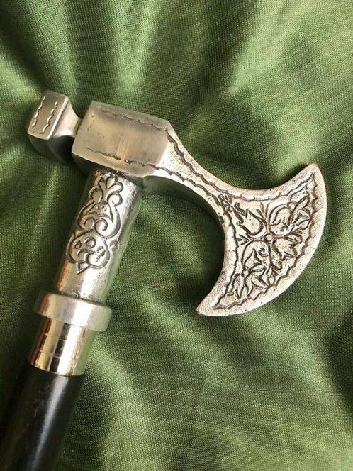 Canne de marche - amazing axe defense cane , designed as a, Antiquités & Art, Antiquités | Autres Antiquités