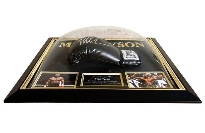 Mike Tyson - Bokshandschoen, Verzamelen, Overige Verzamelen
