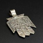 Pendentif amulette khomsa en argent ancien tunisien, signé,