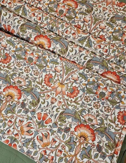 Tissu William Morris Art Nouveau Édition limitée - Fleurs, Antiek en Kunst, Antiek | Tapijten, Tafelkleden en Textiel