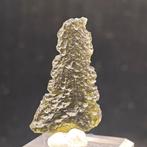 13,1 karaat Moldavite - Hoogte: 34.2 mm - Breedte: 21.7 mm-