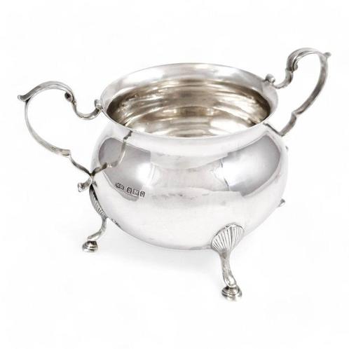 Large Victorian sterling silver sugar bowl with hoof feet, Antiek en Kunst, Antiek | Zilver en Goud