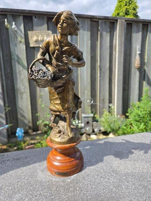 Auguste Moreau - Auguste Moreau - sculptuur, La Museque -, Antiek en Kunst, Curiosa en Brocante