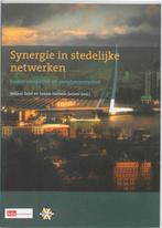 Synergie in stedelijke netwerken 9789012130523, Boeken, Verzenden, Gelezen, [{:name=>"L. Janssen-Jansen"