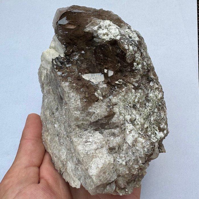 Prachtige verzameling kwartsclusters. Kristalcluster -, Verzamelen, Mineralen en Fossielen