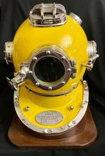 Duikhelm - U.S. Navy, Mark V, deep sea diving helmet. With, Antiek en Kunst