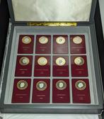 Duitsland. 12 x 999 gold-plated silver medals Grosse