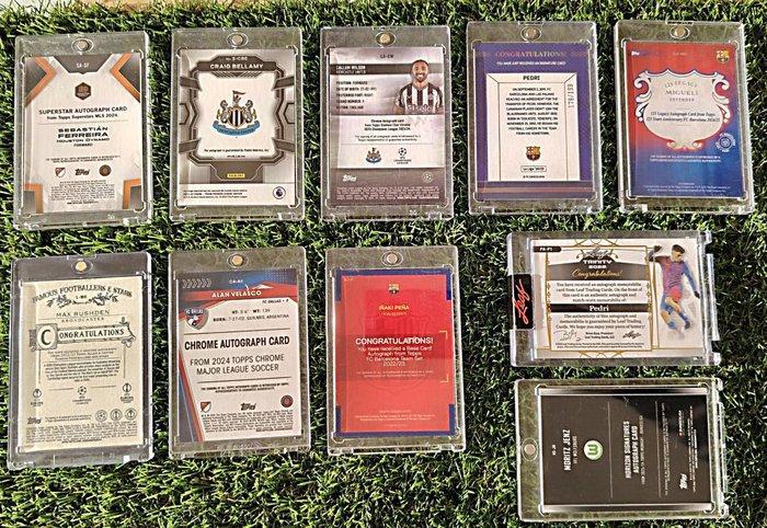 2023/24 Topps Chrome, Topps Chrome Pedri Gesigneerde kaart,, Verzamelen, Stickers