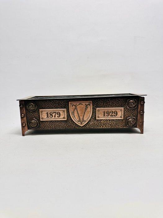 CV - Bloempot - Art Deco herdenkingsplantbak - Hout, Messing, Antiek en Kunst, Curiosa en Brocante