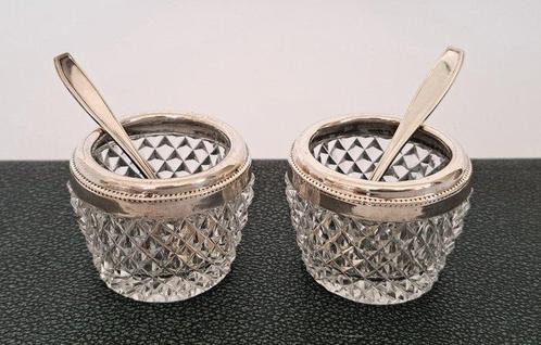 Zoutvat (4) - 2x zoutbakjes met zilveren montuur en 2x, Antiek en Kunst, Antiek | Zilver en Goud