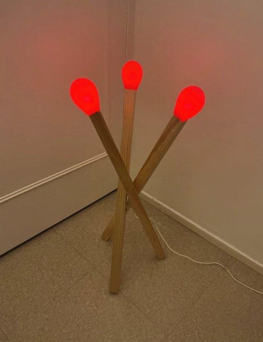 IKEA - Lukas Baldo - Lamp - STRÅLA - Hout, Plastic, Antiek en Kunst, Antiek | Verlichting