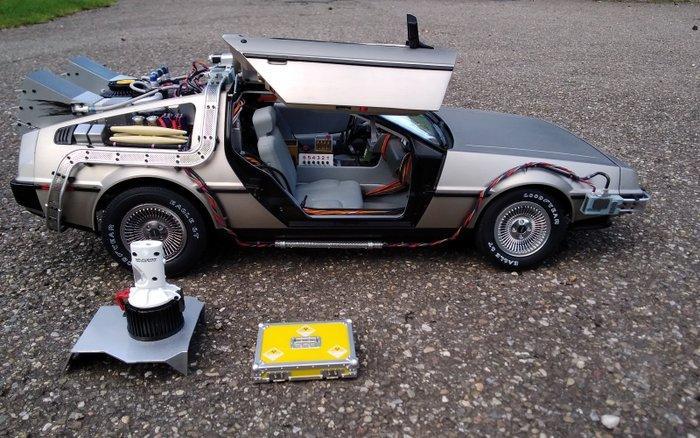 Eaglemoss 1:8 - Modelauto - DeLorean Back to the Future, Hobby & Loisirs créatifs, Voitures miniatures | 1:5 à 1:12