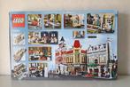 Lego - 10243 - Het Parijse restaurant - 2010-2020, Nieuw