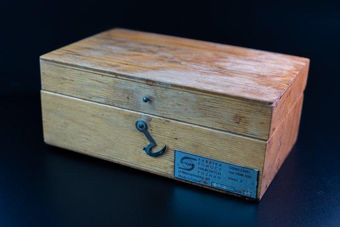Vintage Fabryka Pomocy Naukowych Pozna - Precision Weight, Antiek en Kunst, Curiosa en Brocante