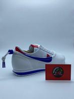 Nike - Sneakers - Maat: Shoes / EU 40.5
