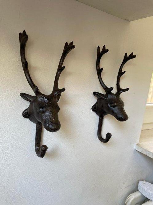Decoratief ornament (2) - Europa - Een set hertenhaken, Antiek en Kunst, Kunst | Designobjecten