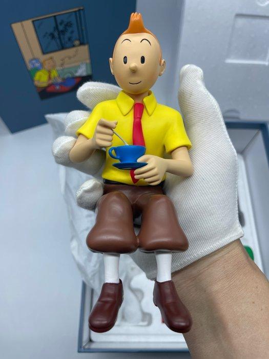 Moulinsart - Tintin - Statuette - Tintin Prenant le thé, Livres, BD | Comics