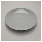 Bieden: Bernardaud High-Quality White Porcelain Round Servi, Huis en Inrichting, Keuken | Servies, Ophalen of Verzenden, Nieuw