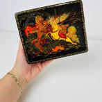 Doos - Russisch lakdoosje uit Palekh met certificaat - Hout,, Antiek en Kunst