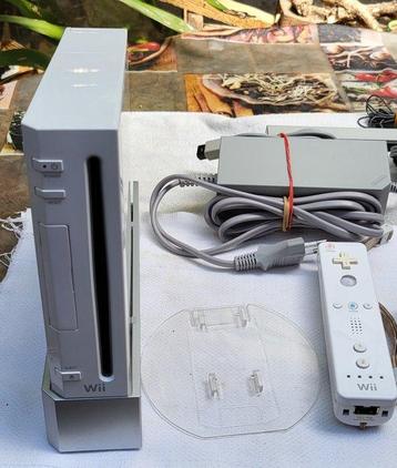 Nintendo - Wii - White RVL-001 including demo games with, Games en Spelcomputers, Nieuw