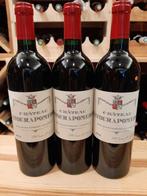 2010 Chateau Latour à Pomerol - Pomerol - 3 Flessen (0.75, Nieuw