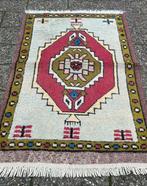 Turks - Vloerkleed - 82 cm - 54 cm, Nieuw
