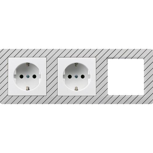 Jung AS500 Wall Outlet Box (WCD Switchgear) - AS1520-2ELUXWW, Bricolage & Construction, Électricité & Câbles, Envoi