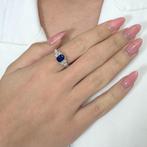 Ring - 18 karaat Witgoud - 1.51ct. tw. Saffier - Diamant -