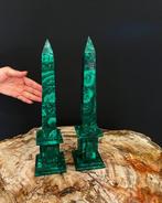 Paire dobélisques en malachite naturelle du Congo de haute, Antiek en Kunst