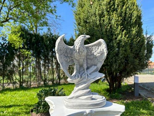 Beeld, Eagle on a Rock - 34 cm - Steen, Antiek en Kunst, Curiosa en Brocante
