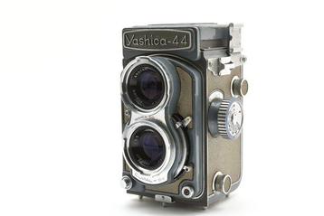 Yashica 44 4x4 Film Camera Yashikar 3.5/60mm Appareil photo beschikbaar voor biedingen