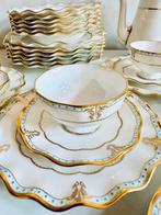 ROYAL CROWN, Derby - Since 1750 - Eetservies (52) - Lombardy