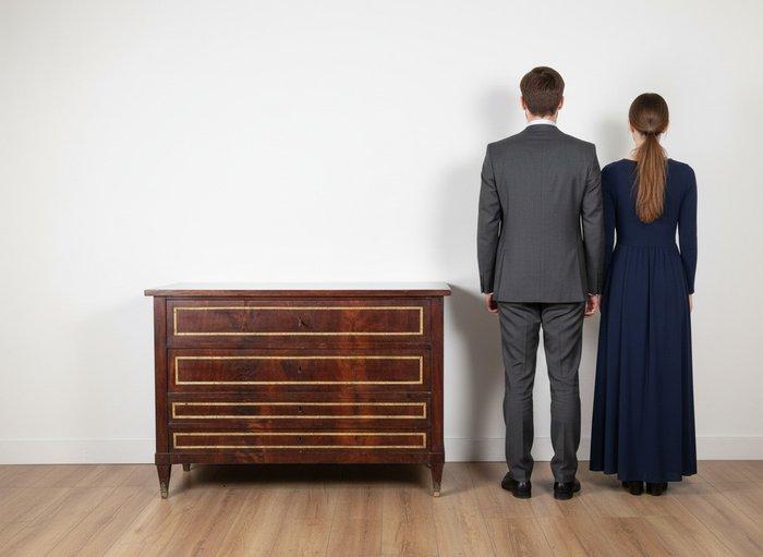 Commode - Bois, Bronze, Fer, Laiton - Commode antique Louis, Antiek en Kunst, Antiek | Overige Antiek