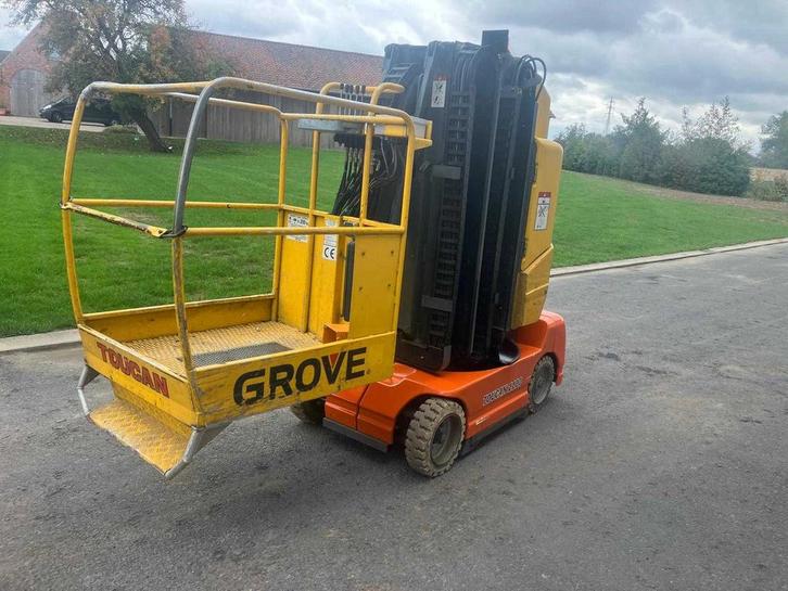 Online veiling - Grove Toucan 1100 C Hoogwerker 2001, Zakelijke goederen, Machines en Bouw | Liften, Steigers en Ladders, Ophalen