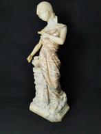 sculptuur, Donna con turbante - 67 cm - Bicolore alabaster, Antiek en Kunst, Antiek | Keramiek en Aardewerk