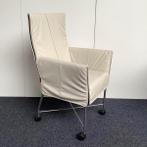 Design stoel Montis Chaplin op wielen, crémewit leder -