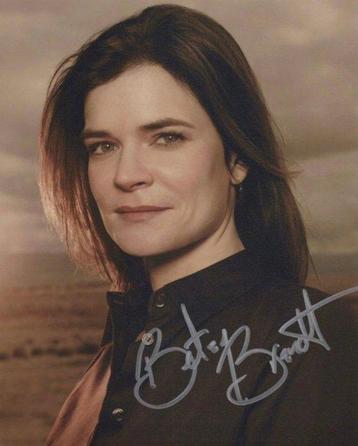 Breaking Bad - Betsy Brandt (Marie Schrader) hand-signed