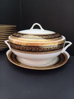 Limoges - Tafelservies voor 12 (12) - Porselein - Luxury, Antiek en Kunst