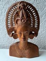 Set traditional hand-carved Balinese dancer busts -