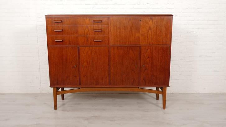 Vintage highboard | Servieskast | Teak, Huis en Inrichting, Kasten | Dressoirs, Ophalen of Verzenden