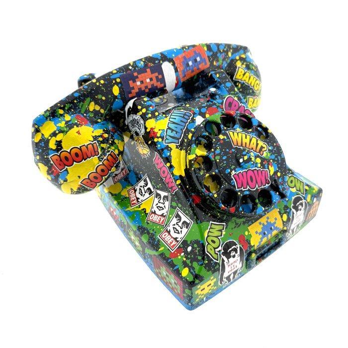 Koen Betjes (1992) - Streetart calling Banksy, Invader,, Antiquités & Art, Art | Objets design