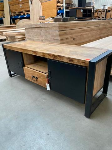 Bas tv-dressoir, Benoa (nieuw, outlet) beschikbaar voor biedingen