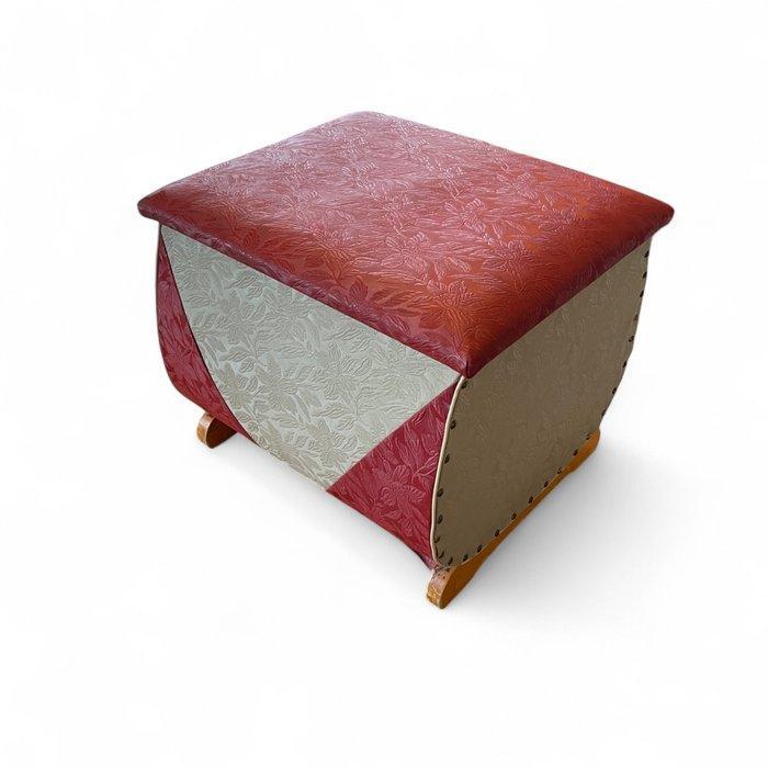 Voetenbank - Vurenhout, PVC, Antiek en Kunst, Kunst | Designobjecten