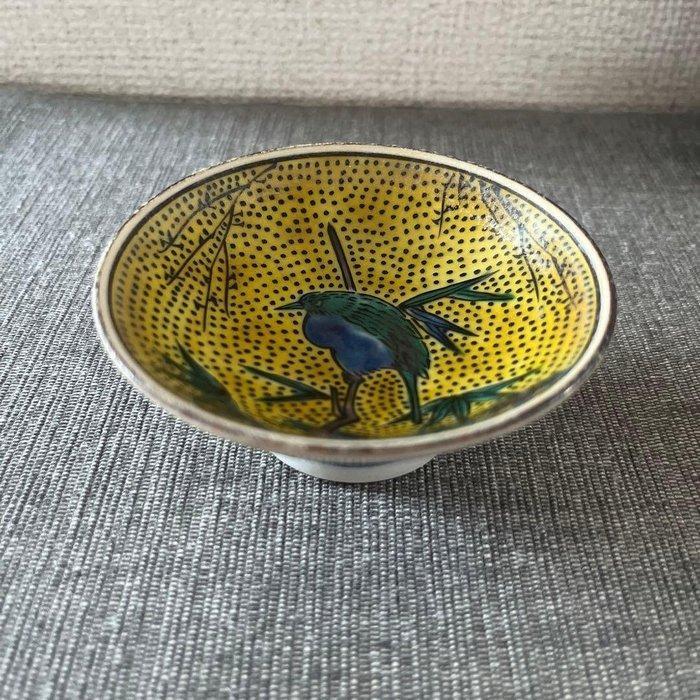 Japanese Kutani-style sake cup - Kazunori Takekoshi - Kom -, Antiek en Kunst, Antiek | Overige Antiek