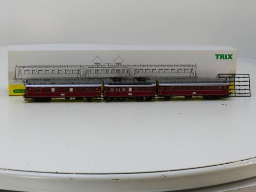 Schaal H0 Trix 22106 Deutsche Bundesbahn (DB) Treinstel #..., Hobby en Vrije tijd, Modeltreinen | H0, Gelijkstroom of Wisselstroom