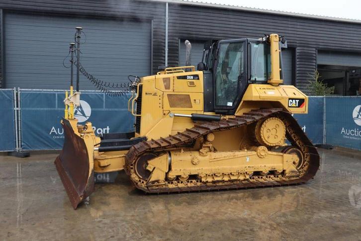Veiling: Bulldozer Caterpillar D6N LGP Diesel, Articles professionnels, Machines & Construction | Grues & Excavatrices, Enlèvement